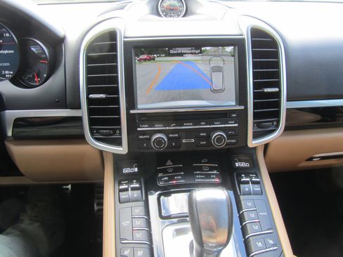 Used 2016 Porsche Cayenne S w/ Premium Plus Package image 16