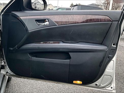 Used 2012 Toyota Avalon image 22