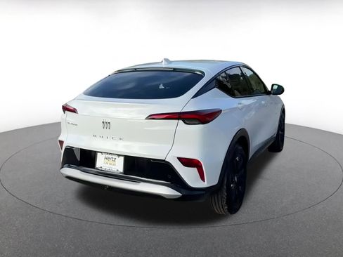 Used 2025 Buick Envista Sport Touring image 14