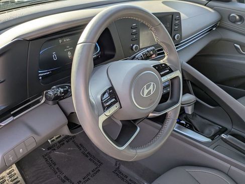 Certified 2025 Hyundai Elantra Sport FWD image 16