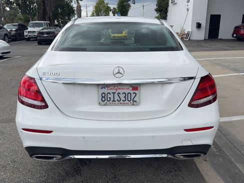 Used 2018 Mercedes-Benz E 300 image 5