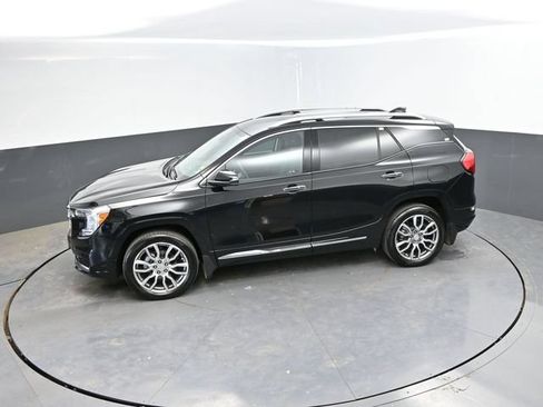Used 2023 GMC Terrain Denali w/ Denali Premium Package AWD/4WD image 32