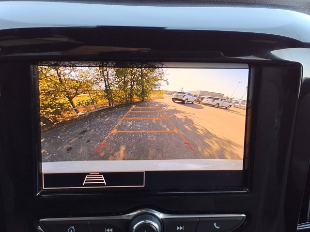 Used 2023 Chevrolet Traverse LS FWD image 14