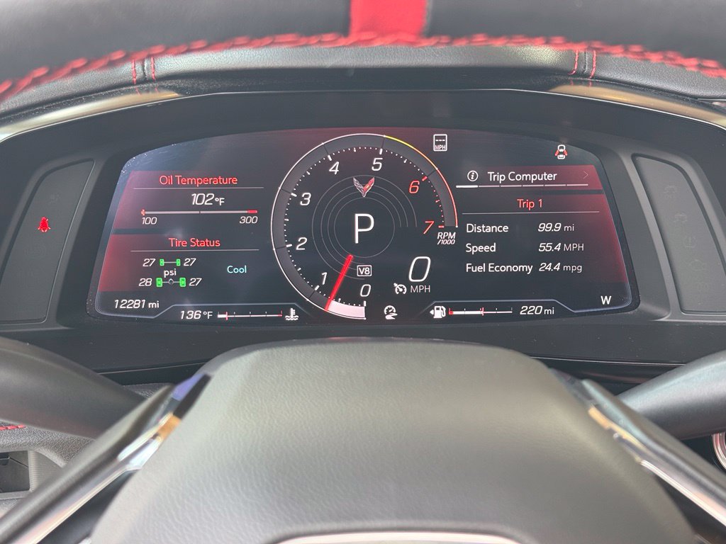 Used 2021 Chevrolet Corvette Stingray Preferred Cpe w/ Z51 Performance Package RWD image 29