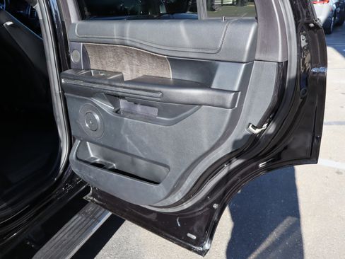 Used 2020 Ford Expedition Limited w/ Special Edition Package image 37