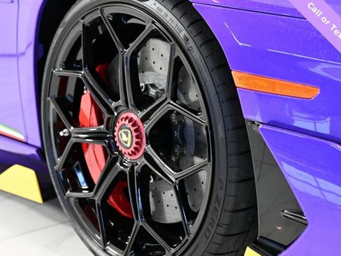 Used 2021 Lamborghini Aventador SVJ image 45
