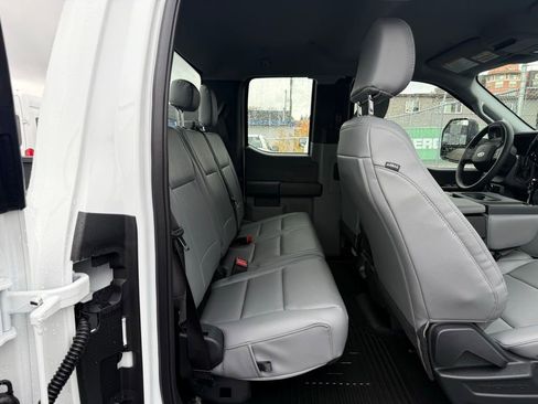 New 2026 Ford F250 XL w/ XL Chrome Package image 26