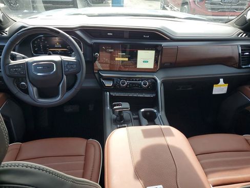 New 2026 GMC Sierra 1500 Denali Ultimate image 11