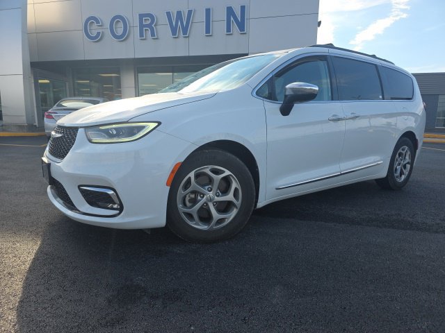Used 2023 Chrysler Pacifica Limited FWD 360° Tour