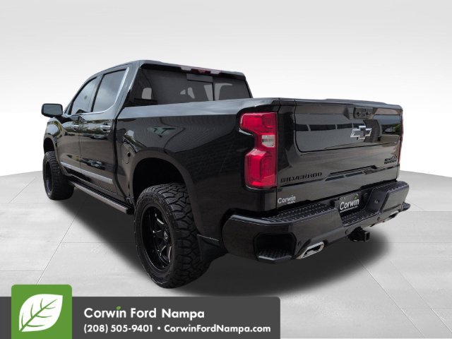 Used 2024 Chevrolet Silverado 1500 High Country AWD/4WD image 5