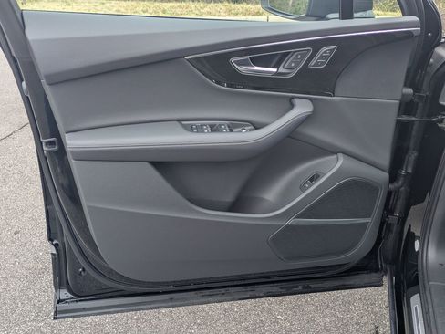 Used 2025 Audi Q7 3.0T Premium Plus image 20