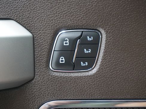 Used 2020 Ford F250 King Ranch w/ King Ranch Ultimate Package image 17