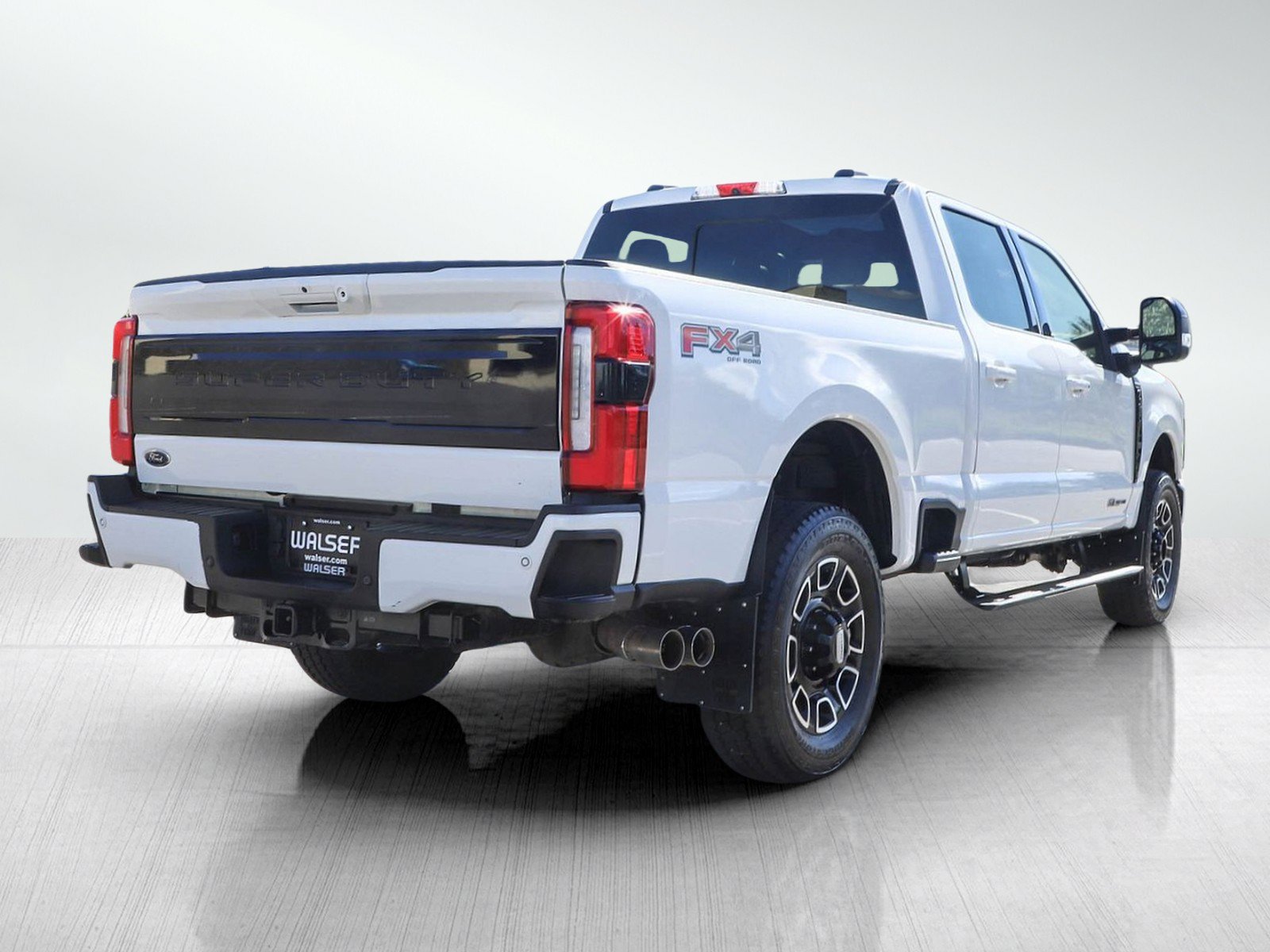 Used 2025 Ford F350 Platinum AWD/4WD image 5