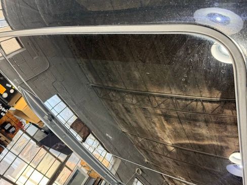 Used 2023 Jeep Grand Cherokee 4WD 4xe image 9