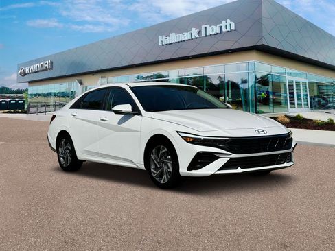 New 2025 Hyundai Elantra Limited FWD image 11