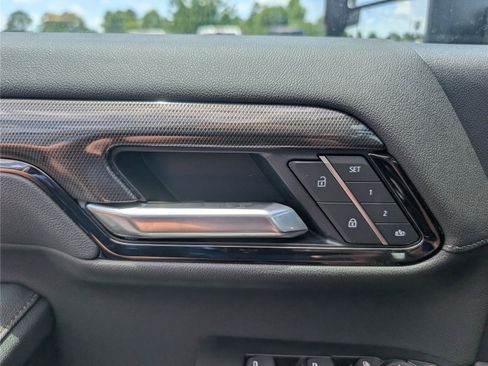 New 2026 GMC Sierra 2500 AT4 w/ AT4 Premium Plus Package AWD/4WD image 37