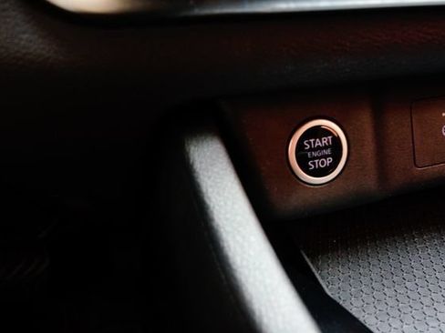 Certified 2023 Nissan Rogue SV AWD/4WD image 21