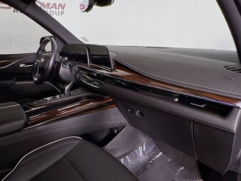 Used 2023 Cadillac Escalade ESV Premium Luxury w/ Performance Package image 43