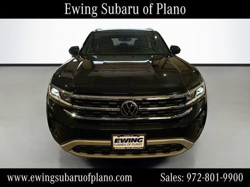 Used 2022 Volkswagen Atlas Cross Sport SE FWD image 2