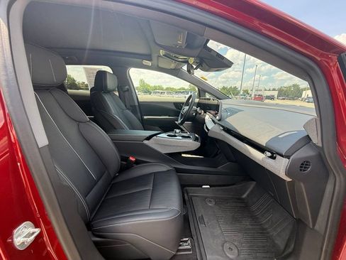 Certified 2025 Cadillac Optiq Sport 2 w/ LPO, Floor Liner Package AWD/4WD image 34