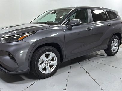 Used 2023 Toyota Highlander L