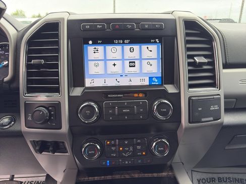 Used 2019 Ford F350 Lariat w/ Lariat Ultimate Package AWD/4WD image 16