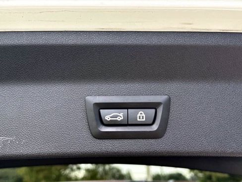 Used 2022 BMW X3 sDrive30i w/ Convenience Package RWD image 12