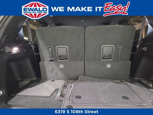 New 2025 Jeep Grand Cherokee L Limited w/ Trailer Tow Package image 20