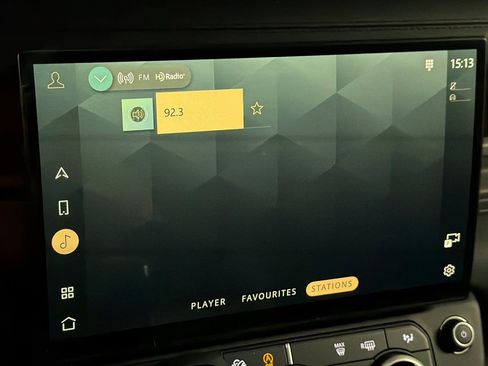New 2026 Land Rover Defender 130 X-Dynamic SE AWD/4WD image 19