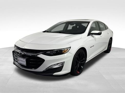 Used 2020 Chevrolet Malibu LT FWD image 1