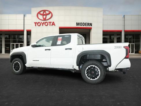 New 2026 Toyota Tacoma TRD Off-Road AWD/4WD image 12
