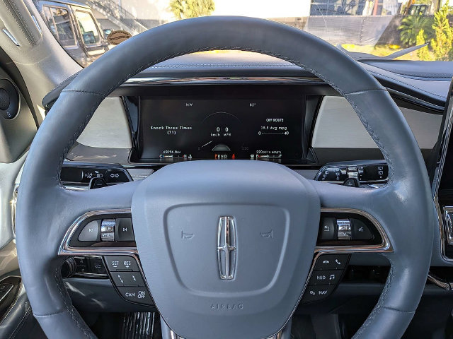 Used 2019 Lincoln Navigator Black Label AWD/4WD image 34