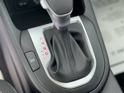 Used 2023 Kia Forte LXS w/ LXS Technology Package image 17