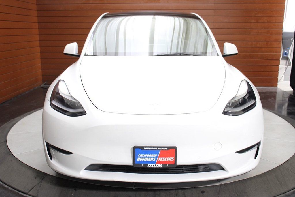 Used 2022 Tesla Model Y Performance AWD/4WD image 2