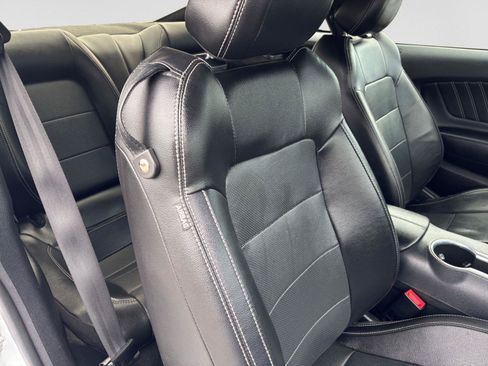 Used 2022 Ford Mustang GT Premium w/ Ford Safe & Smart Package RWD image 37
