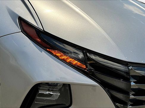 Used 2023 Hyundai Tucson Limited AWD/4WD image 29