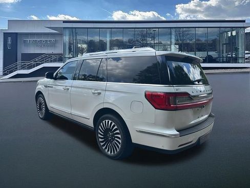 Used 2021 Lincoln Navigator Black Label w/ Cargo Convenience Package AWD/4WD image 6