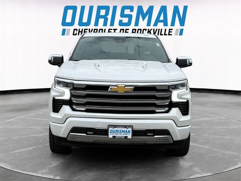 Used 2023 Chevrolet Silverado 1500 High Country w/ High Country Premium Package image 8