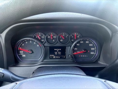 Used 2022 Chevrolet Silverado 1500 Custom Trail Boss AWD/4WD image 22