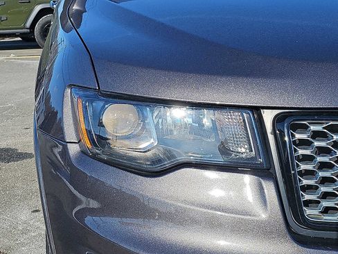 Used 2020 Jeep Grand Cherokee Altitude image 9