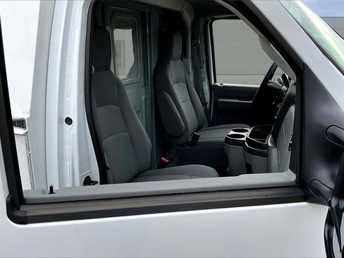 New 2026 Ford E-350 and Econoline 350 Super Duty w/ Power Equipment Group image 10