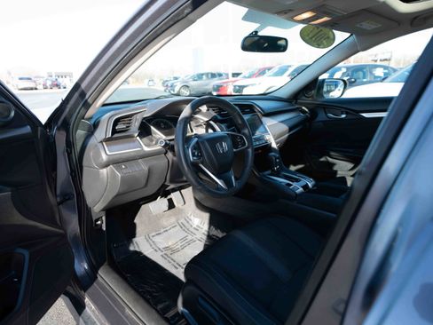 Used 2017 Honda Civic EX-T image 8