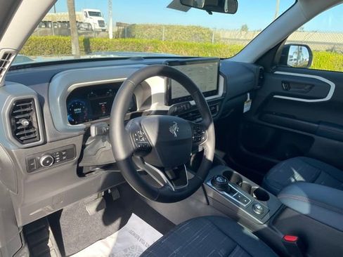 New 2025 Ford Bronco Sport Heritage w/ Convenience Package image 9