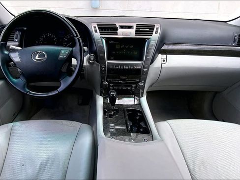 Used 2007 Lexus LS 460 RWD image 10