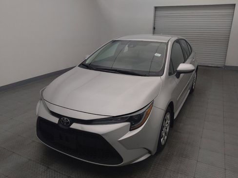 Used 2021 Toyota Corolla LE image 15