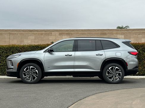 New 2026 Buick Enclave Sport Touring w/ Power Package image 7