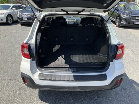 Used 2018 Subaru Outback 2.5i Premium AWD/4WD image 13