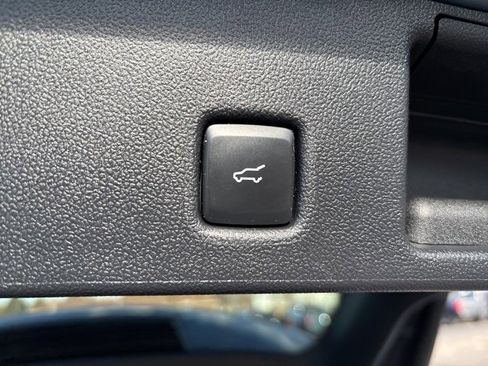 Used 2024 Ford Escape Platinum image 15