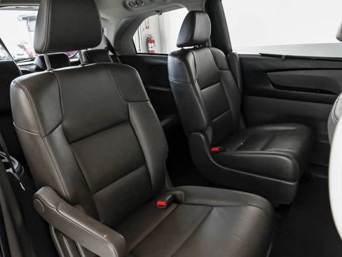 Used 2016 Honda Odyssey EX-L image 32