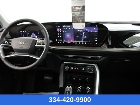 New 2025 Audi Q5 Premium image 9